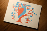 Eine Eule auf einem Baum. Postkarte - Bart Verlag